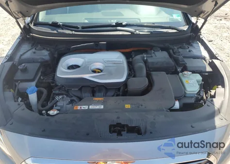 2017 Hyundai Sonata Hybrid from USA, damaged, VIN KMHE34L34HA062383